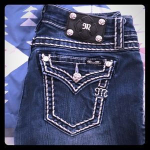 🌸Miss Me 5 pocket Boot cut Dark wash jeans🌸
